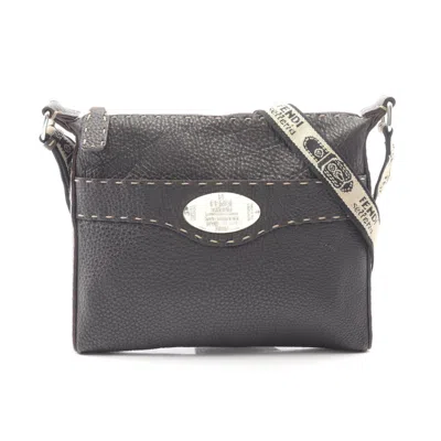 Pre-owned Fendi Brown Leather Shoulder Bag ()