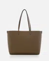 Fendi Borsa Shopper Roll Media Con Macro Impunture In Brown