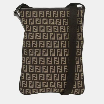 Pre-owned Fendi Brown Zucchino Shoulder Bag In Sand