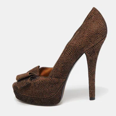 Pre-owned Fendi Brown/black Textured Suede Bow Peep Toe Pumps Size 38