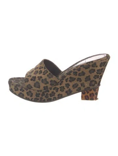 Pre-owned Fendi Canvas Animal Print Slides In Brown