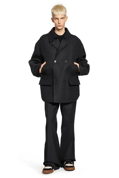 Fendi Cappotto In Black