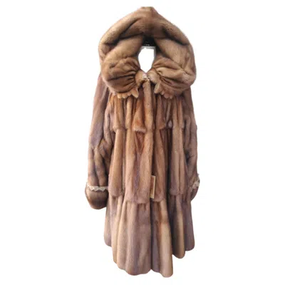 Pre-owned Fendi Cappotto Reversibile In Visone Golden, Nuovo Con Cartellino In Brown
