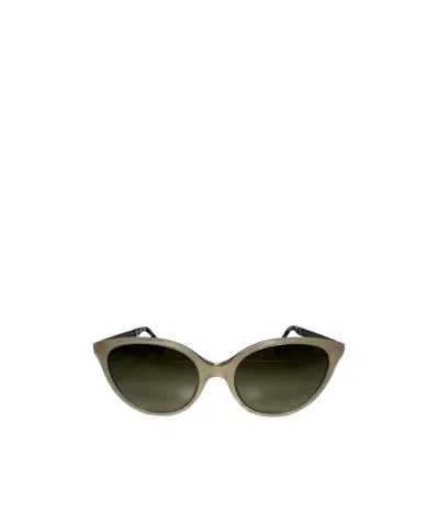 Fendi Cat's Eye Sunglasses In Black