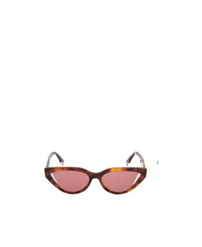 Fendi Eyewear Cat-eye Frame Sunglasses In Pink