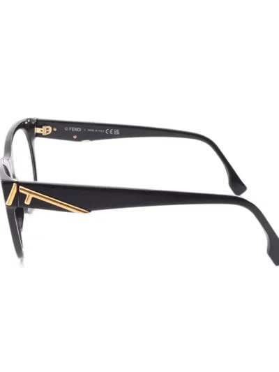 Pre-owned Fendi Cat-eye Frame Glasses In Black