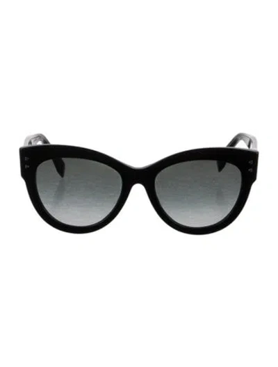 Pre-owned Fendi Cat-eye Gradient Sunglasses In Black
