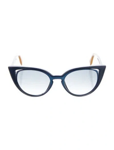 Pre-owned Fendi Cat-eye Gradient Sunglasses In Black