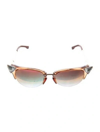 Pre-owned Fendi Cat-eye Gradient Sunglasses In Brown