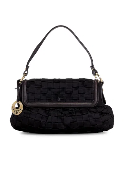 Pre-owned Fendi Chef Shoulder Bag In Black