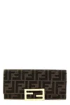 Fendi Continental Baguette Wallet On Chain In Brown