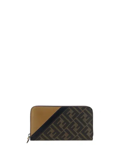 Fendi Continental Wallet In Tab.mr+sand+nero+p