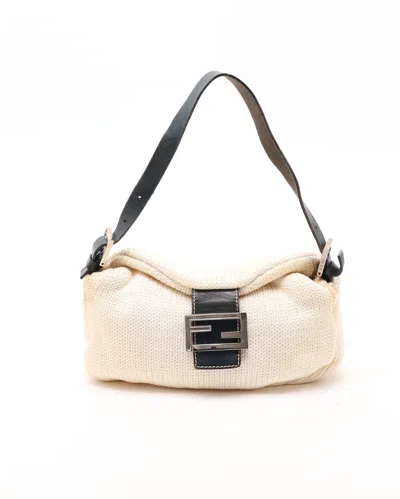 Fendi Crochet Shoulder Bag In Pink