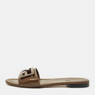 Pre-owned Fendi Dark Brown Leather Logo Flat Slide Sandals Size 41