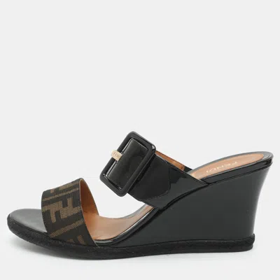 Pre-owned Fendi Demi Size 41 Black Patent Leather And Tobacco Zucca Canvas Wedge Slides