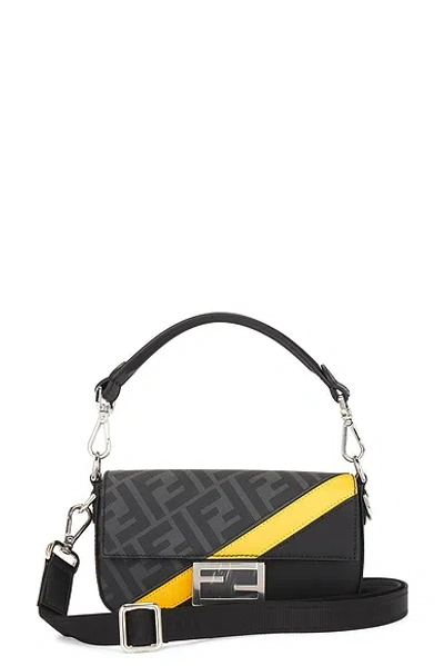 Pre-owned Fendi Diagonal Zucca 2 Way Baguette Shoulder Bag In Black