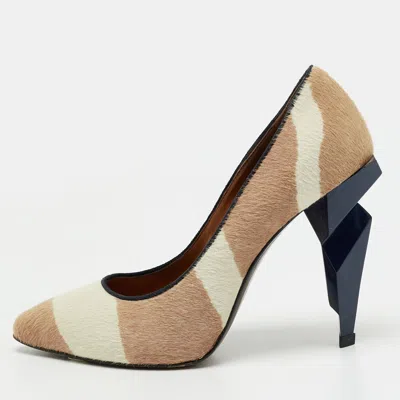 Pre-owned Fendi Diamond Size 37 Beige/white Calf Hair Block Heel Pumps