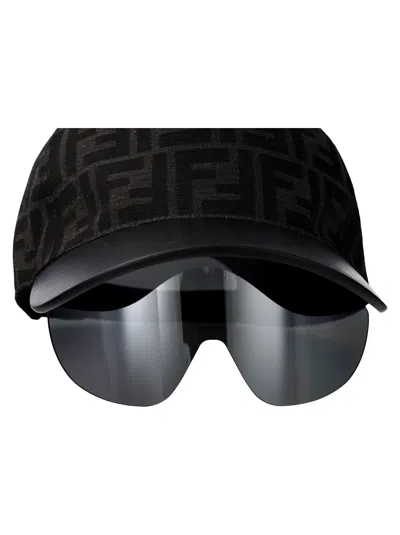 Fendi Eyecap Sunglasses In Black