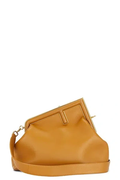 Pre-owned Fendi Fast Shoulder Bag In Brown