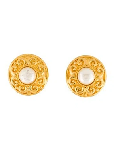 Pre-owned Fendi Faux Pearl Clip-on Earrings In Multi