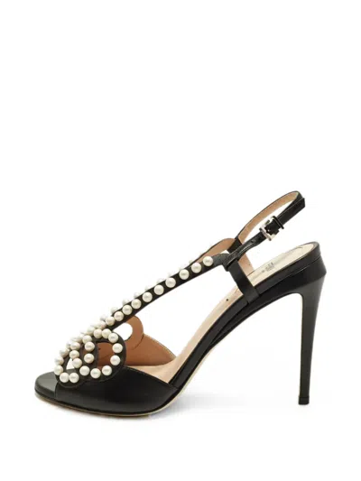 Pre-owned Fendi Faux Pearl-embellished Slingback Sandals In Black