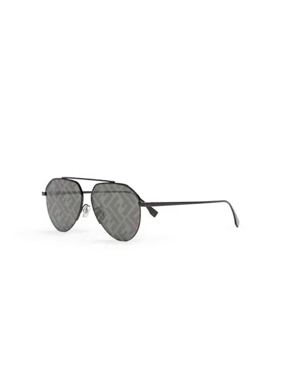 Fendi Fe40061u Aviator Sunglasses With Smoke Mirror Lens In Gray