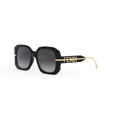 Pre-owned Fendi Fe40065i Shiny Black-light Grey Lens Women's Sunglasses Authentic In Gray