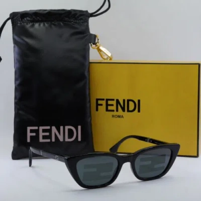 Pre-owned Fendi Fe40089i 01c Shiny Black/smoke Mirror Pattern 53-19-140 Sunglasses ...
