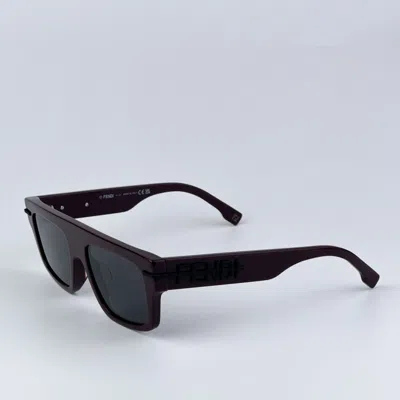 Pre-owned Fendi Fe40091u Graphy 69a Bordeaux Grey Unisex Square Sunglasses In Gray