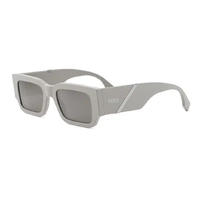 Fendi Fe40131i20c Rectangle Frame Sunglasses In Gray