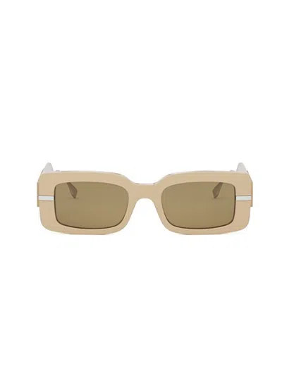 Fendi Fe40133i Sunglasses In E