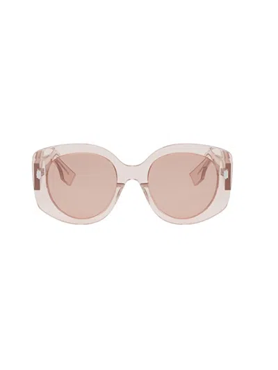 Fendi Fe40137i Sunglasses In Pink