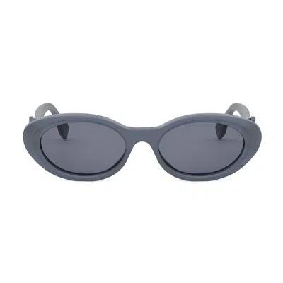 Fendi Fe40140u Ff Diamonds 90v Azzurro Sunglasses In Gray