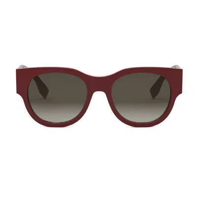 Fendi Full Frame Sunglasses In Red