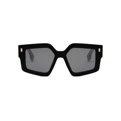 FENDI FE40162I01A - BLACK