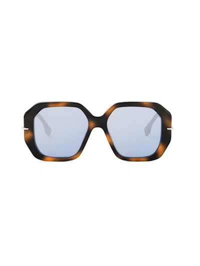 Fendi Fe40173i Sunglasses In Black