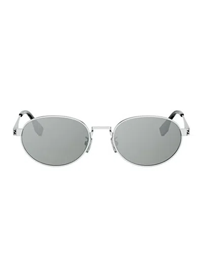Fendi Fe40180u Sunglasses In Silver