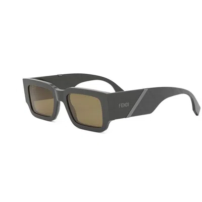 Fendi Diagonal Fe40131i 20e