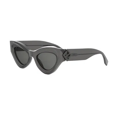 Fendi Ff Diamonds Fe40146i 20a In Grey/other/smoke
