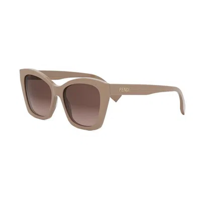 Fendi Lettering Fe40151i 45f In Neutral