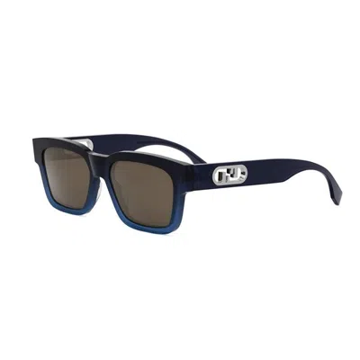 FENDI FENDI FENDI O'LOCK FE40107I 90E