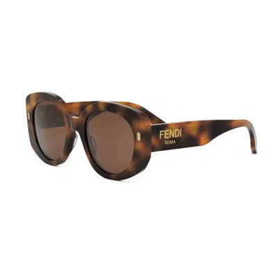 Fendi Roma Fe40137i 53e