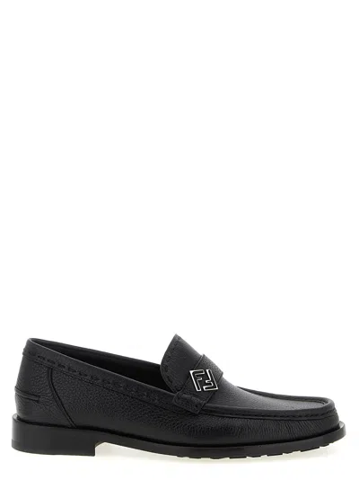 Fendi Round Toe Textured Leather Loafers In Black