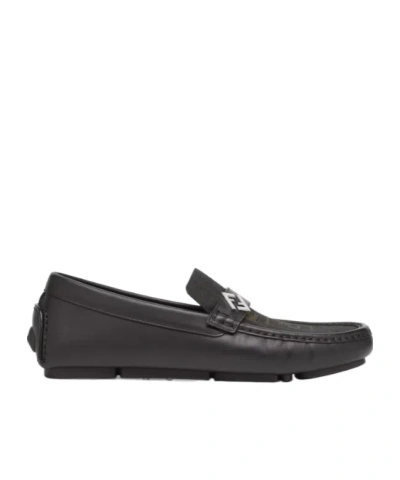 Fendi Round Toe Textured Leather Loafers In Black
