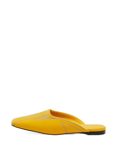 Pre-owned Fendi Ffreedom Logo-motif Mules In Yellow