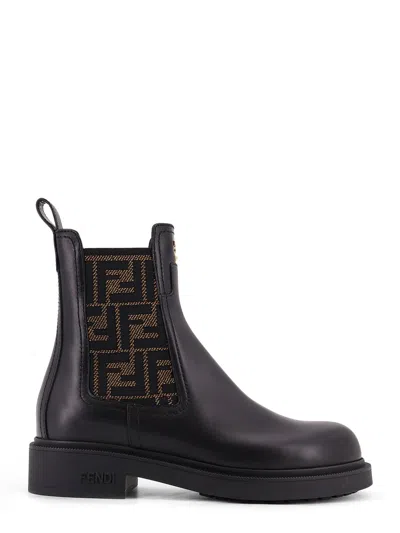 FENDI FENDI FILO LEATHER ANKLE BOOTS
