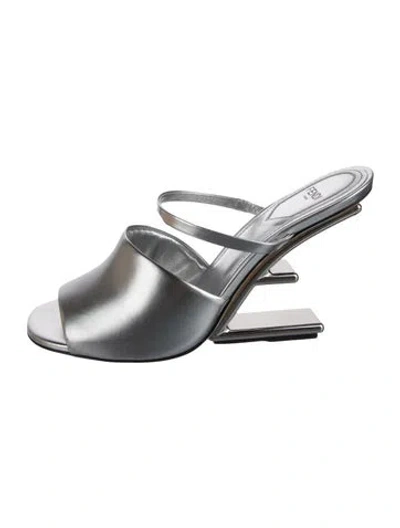 Pre-owned Fendi First Leather Sandals In Metallic/silver