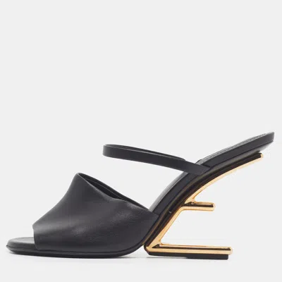 Pre-owned Fendi First Size 37.5 Black Leather Slide Sandals