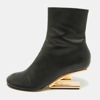 Pre-owned Fendi First Size 40 Black Leather Ankle Length Boots