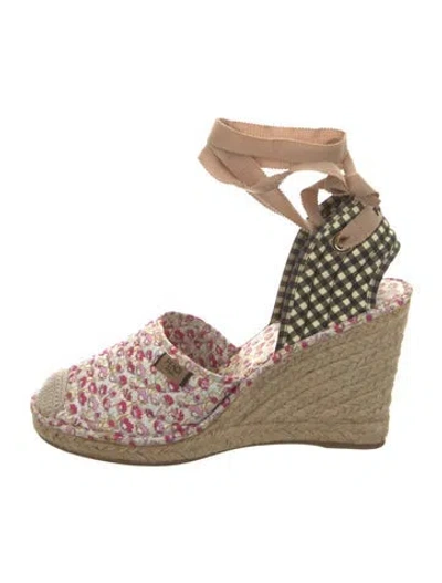 Pre-owned Fendi Floral Print Pumps In Pink/white